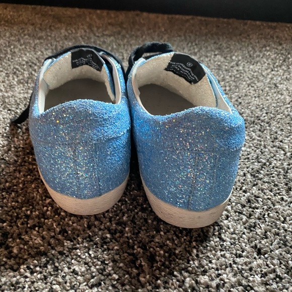 NEW Golden Goose Superstars - Picture 5 of 7